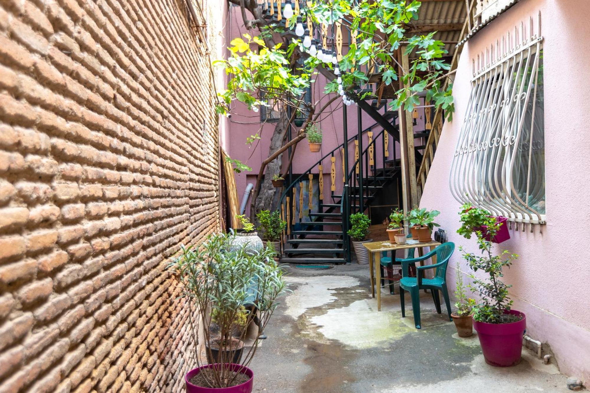 Home 12 Tbilisi Exterior foto